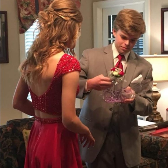 SHERRI HILL Prom Dress - Picture 8 of 8